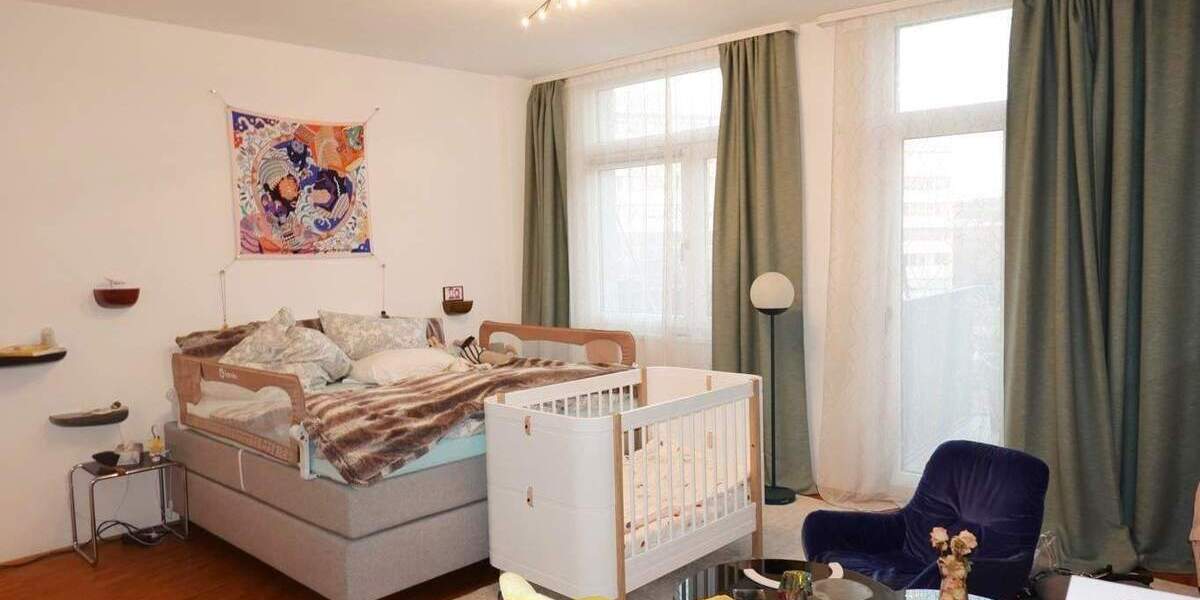 Etagenwohnung Düsseldorf Flingern Nord - 3 Zimmer, 117 m&sup2;, 1.879&euro; | Angebot:24766682