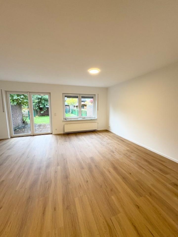 MODERNES; HELLES HAUS IN WITTLAER - EINBRUNGEN - NEUE EINBAUKÜCHE - RUHIGE LAGE - zimmer