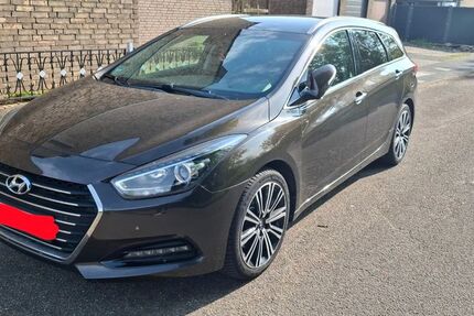 Hyundai i40 116.000 km 17.777 &euro; Issum 47661