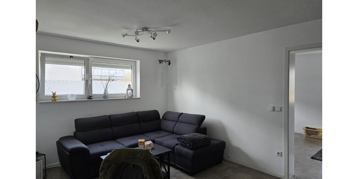 Etagenwohnung Voerde (Niederrhein) - 3 Zimmer, 82 m&sup2;, 475&euro; | Angebot:25539389