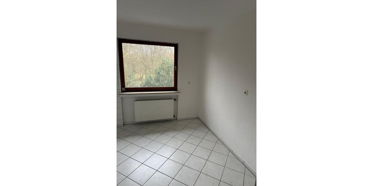 Etagenwohnung Gelsenkirchen Rotthausen - 3 Zimmer, 78 m&sup2;, 650&euro; | Angebot:24743610