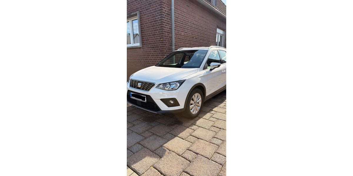 Seat Arona 102.000 km 9.600 &euro; Kamp-Lintfort 47475