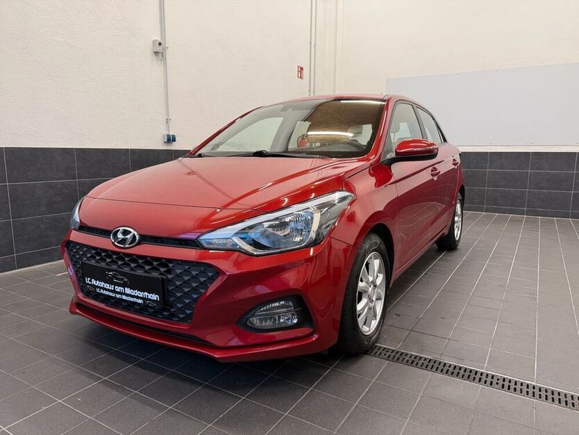 i20