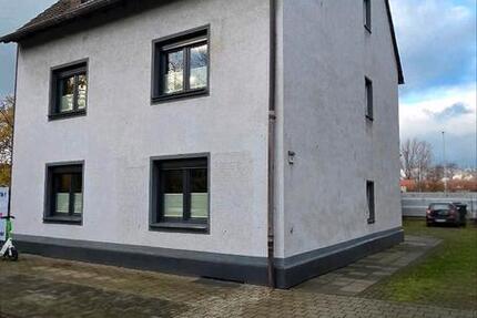 Helle 3,5 Zimmer Maisonette-Wohnung im 2. OG in Hüttenheim 3 zimmer