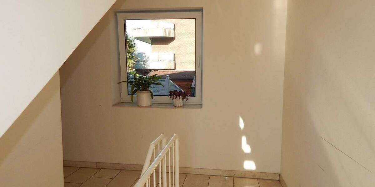 Etagenwohnung Moers Hochstraß - 2 Zimmer, 59 m&sup2;, 174.000&euro; | Angebot:25356020