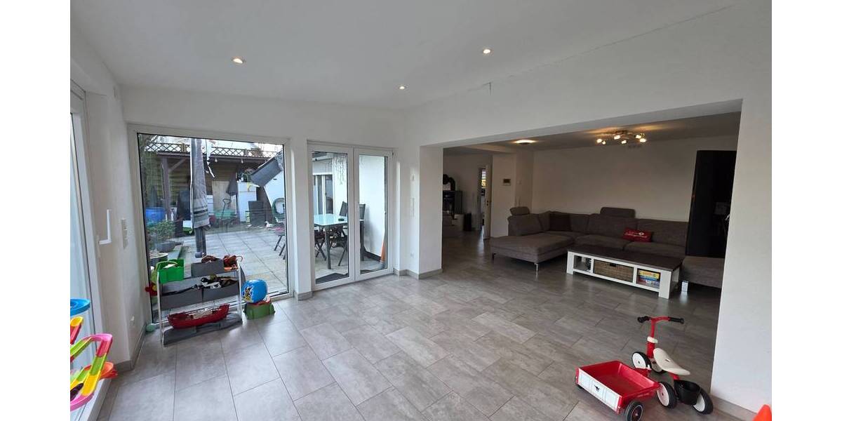 Mehrfamilienhaus, Wohnhaus Velbert Kostenberg - 9 Zimmer, 259 m&sup2;, 650.000&euro; | Angebot:19426828