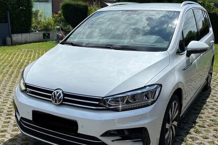 VW Touran 146.000 km 16.900 &euro; Rheinberg 47495