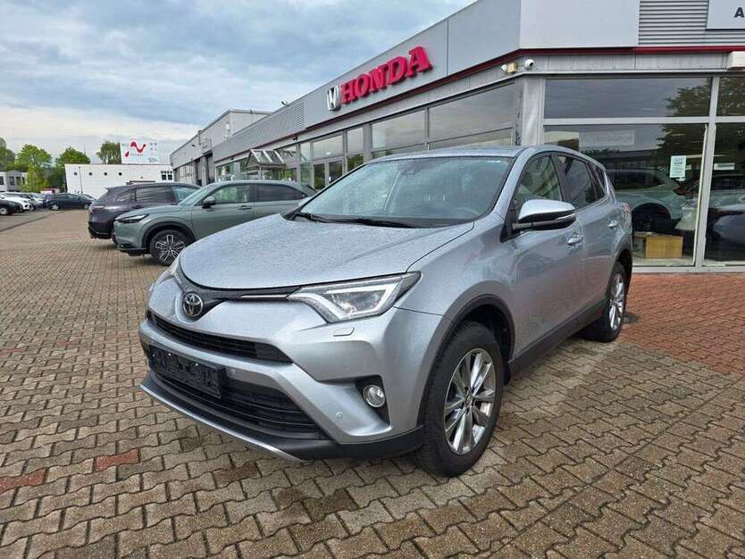 RAV 4