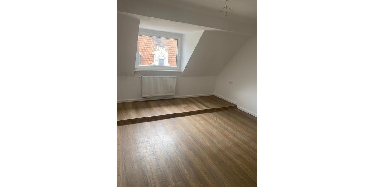 Maisonettenwohnung Essen Stadtbezirk III - 4 Zimmer, 113 m&sup2;, 1.100&euro; | Angebot:24753479