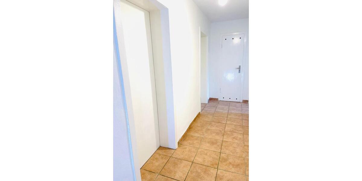 Dachgeschoßwohnung Essen Stadtbezirk III - 3 Zimmer, 72 m&sup2;, 799&euro; | Angebot:26374048