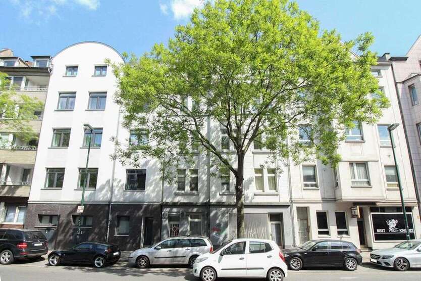 Wohnung zum Kaufen in Düsseldorf 199.000 € 42.24 m²