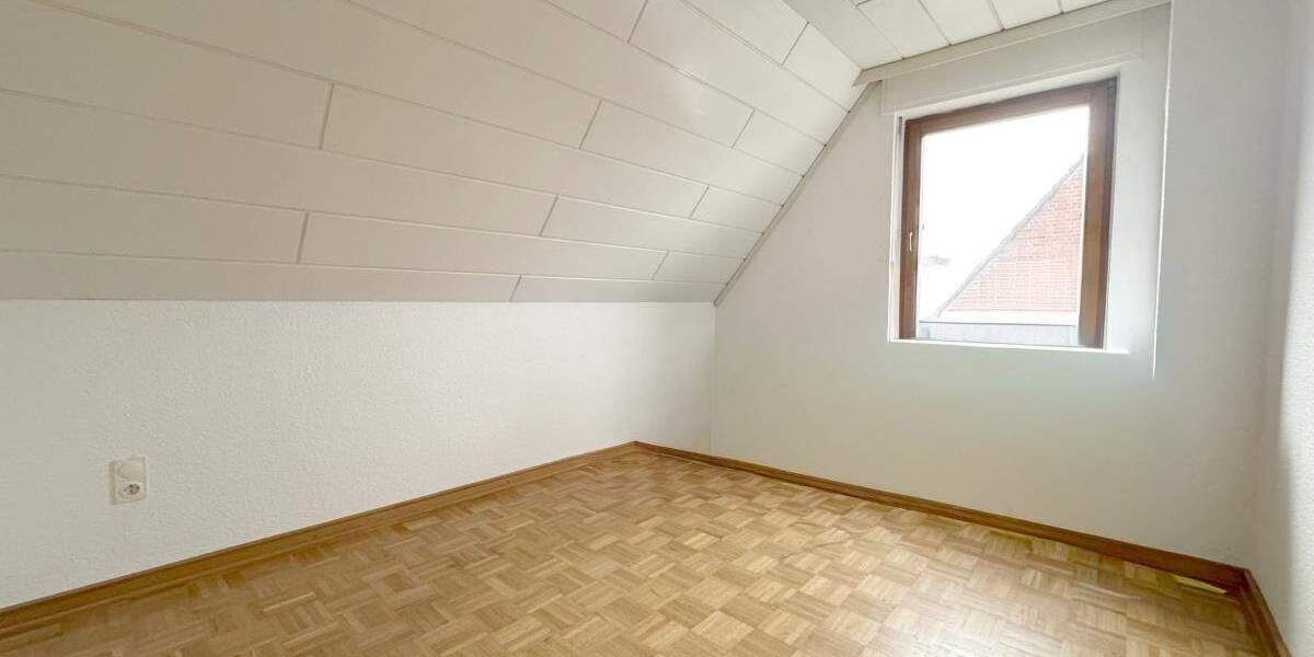 Einfamilienhaus Oberhausen Sterkrade-Nord - 9 Zimmer, 254 m&sup2;, 699.500&euro; | Angebot:25779201