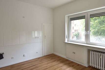 Wohnung Düsseldorf Niederkassel - 2 Zimmer, 75 m&sup2;, 1.155&euro; | Angebot:21106405