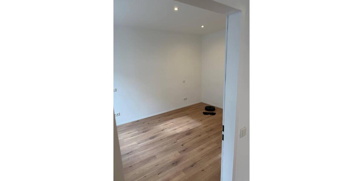 Etagenwohnung Krefeld Cracau - 2 Zimmer, 60 m&sup2;, 470&euro; | Angebot:26184765