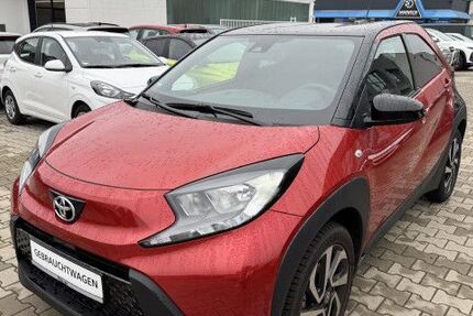 Toyota Aygo (X) 11.200 km 13.990 € Moers 47441