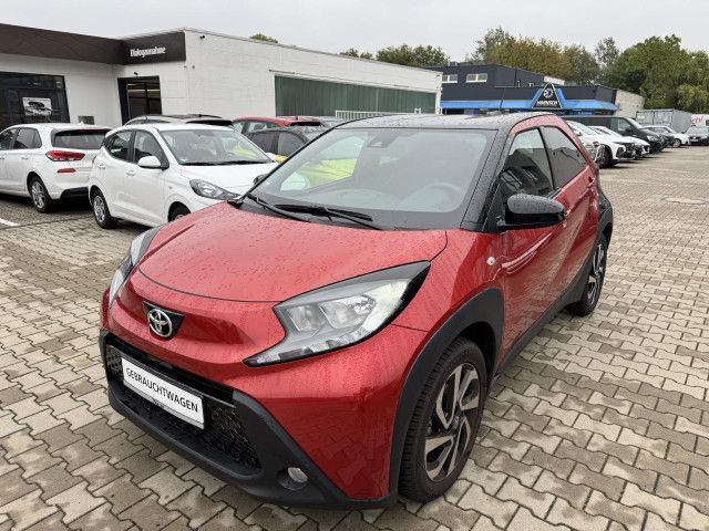 Toyota Aygo (X) 11.200 km 13.990 € Moers 47441