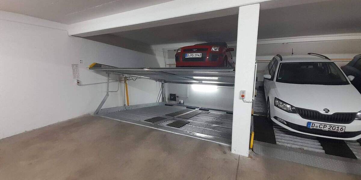 Etagenwohnung Düsseldorf Bilk - 3 Zimmer, 101 m&sup2;, 567.000&euro; | Angebot:26879322