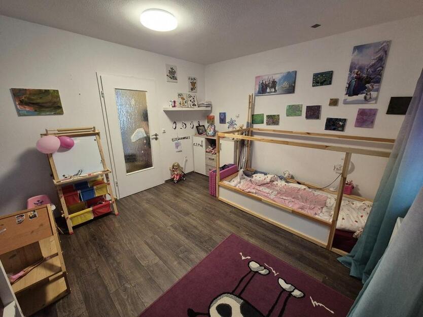 Großzügige Wohnung im Altbau – zentral in Essen-Frohnhausen