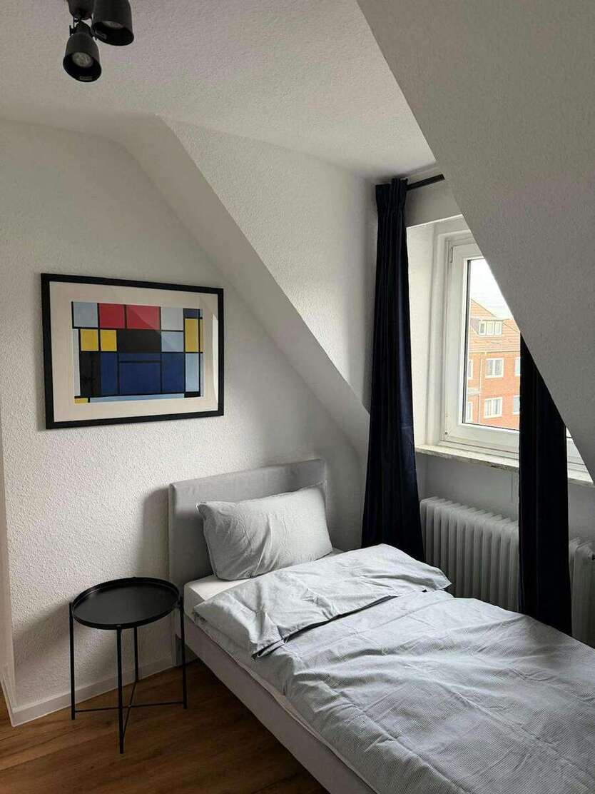 WG-Zimmer in Düsseldorf 700 € 15 m² zimmer