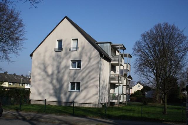 Dachgeschoßwohnung Essen Stadtbezirk V - 2.5 Zimmer, 62 m&sup2;, 500&euro; | Angebot:25639416