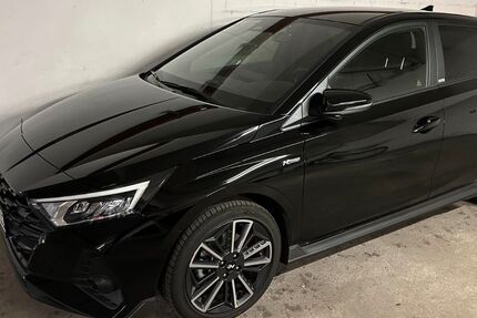 Hyundai i20 12.900 km 18.400 € Duisburg 47119