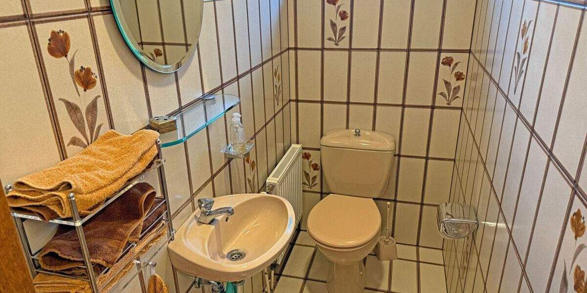 Einfamilienhaus Duisburg / Baerl Baerl - 5 Zimmer, 156 m&sup2;, 525.000&euro; | Angebot:24358813