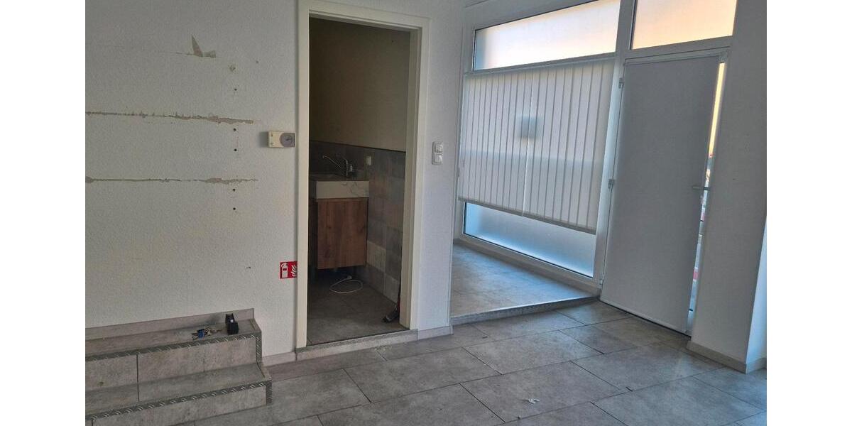 Gewerbeobjekt Essen Stadtbezirk IV - 450&euro; | Angebot:26378249