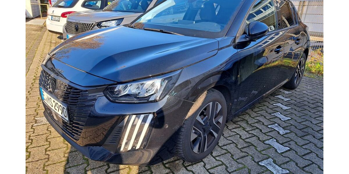 Peugeot 208 7.717 km 20.990 &euro; Essen 45307
