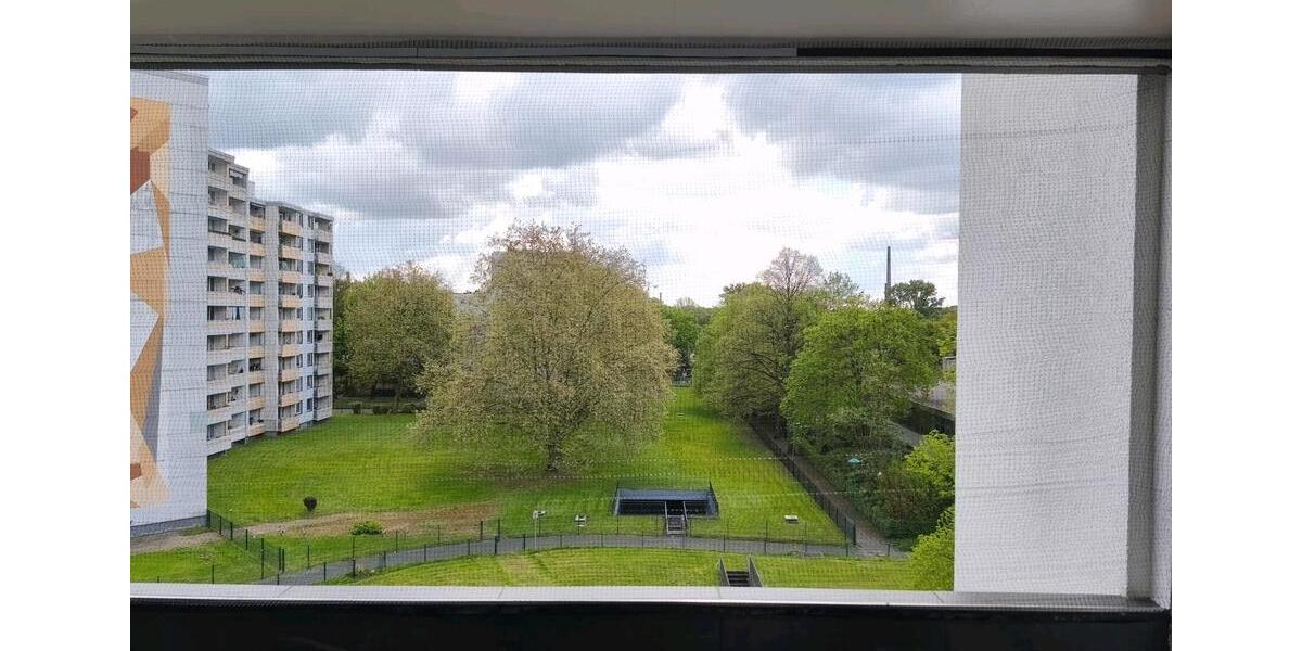 Etagenwohnung Duisburg Essenberg - 3 Zimmer, 86 m&sup2;, 104.000&euro; | Angebot:26398022