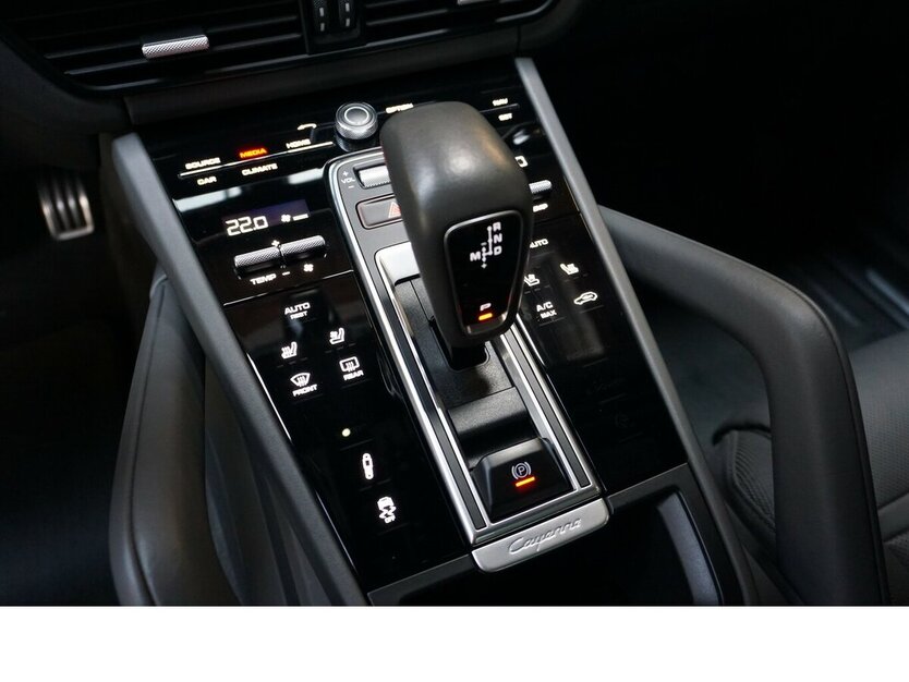 Porsche Cayenne S Bose HA-Lenk Pano Sport-AGA 360° Matrix 92.707 km 56.900 € Wuppertal 42327