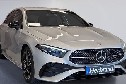 Mercedes-Benz A 200 8.402 km 33.990 &euro; Krefeld 47800