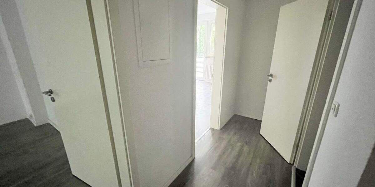 Etagenwohnung Duisburg Mittelmeiderich - 2 Zimmer, 59 m&sup2;, 449&euro; | Angebot:25629868