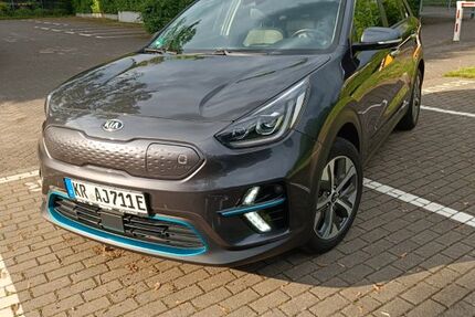 Kia Niro 87.500 km 20.725 &euro; Krefeld 47802