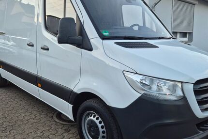 Mercedes-Benz Sprinter 85.000 km 24.750 &euro; Düsseldorf 40591