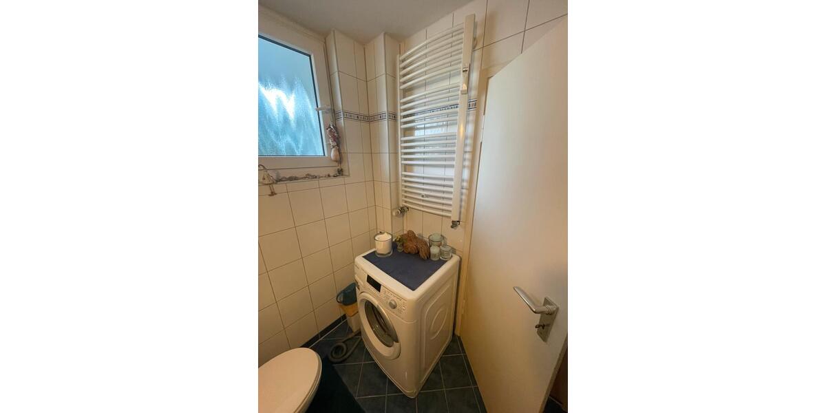Etagenwohnung Düsseldorf Lörick - 1 Zimmer, 42 m&sup2;, 158.000&euro; | Angebot:25280113