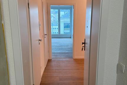 Wohnung Düsseldorf Stadtmitte - 4 Zimmer, 106 m&sup2;, 1.960&euro; | Angebot:24857722