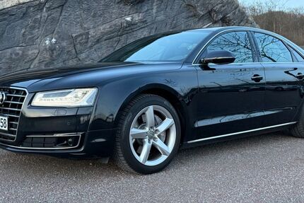Audi A8 200.600 km 23.500 &euro; Dinslaken 46537
