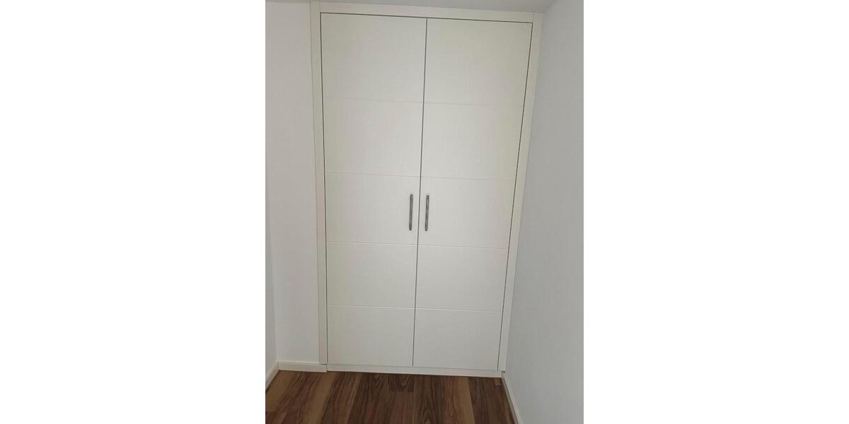 Dachgeschoßwohnung Duisburg Hamborn - 2 Zimmer, 82 m&sup2;, 650&euro; | Angebot:26562111