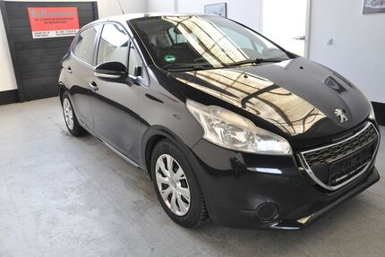 Peugeot 208 162.000 km 2.600 &euro; Moers 47445