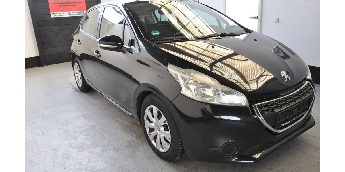 Peugeot 208 162.000 km 2.600 &euro; Moers 47445
