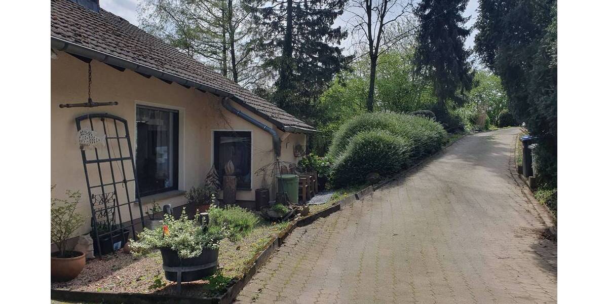 Mehrfamilienhaus, Wohnhaus Velbert Mitte - 9 Zimmer, 220 m&sup2;, 579.000&euro; | Angebot:24873220