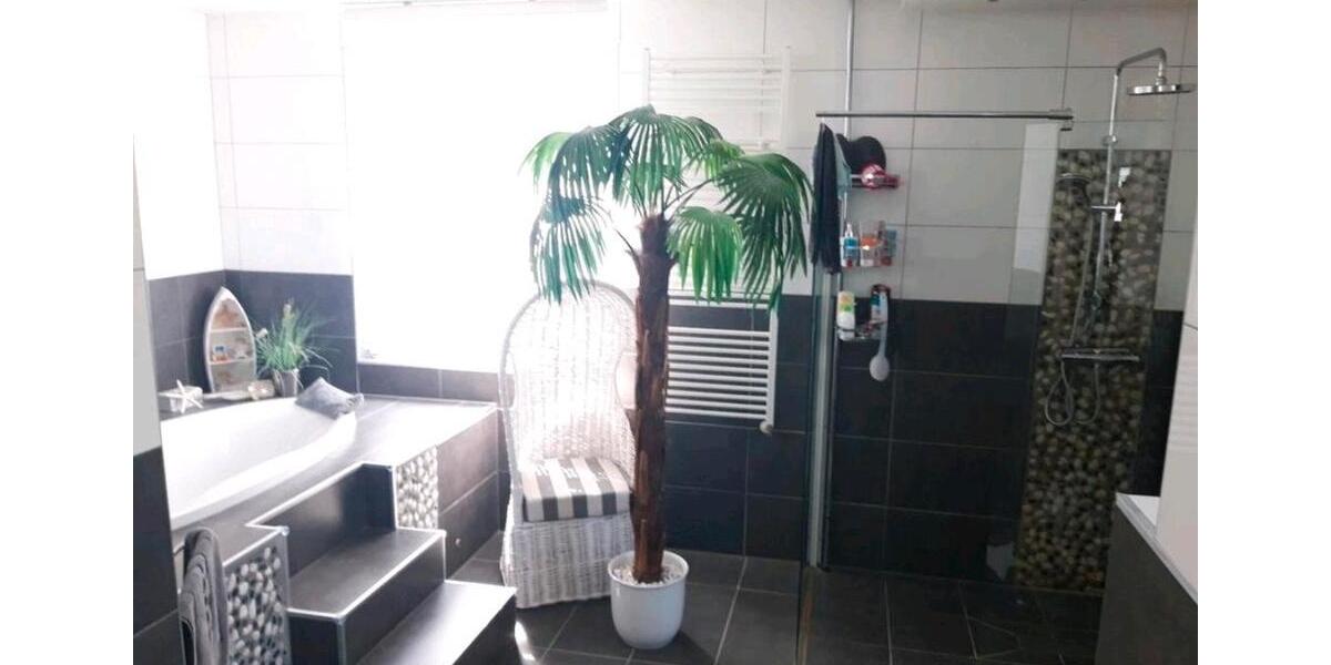 Doppelhaushälfte Duisburg Rheinhausen - 8 Zimmer, 180 m&sup2;, 520.000&euro; | Angebot:27083305