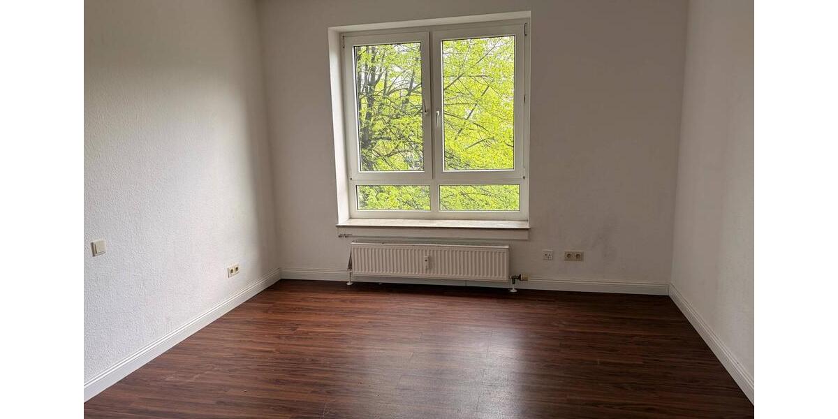 Etagenwohnung Düsseldorf Oberbilk - 2 Zimmer, 66 m&sup2;, 766&euro; | Angebot:26182874