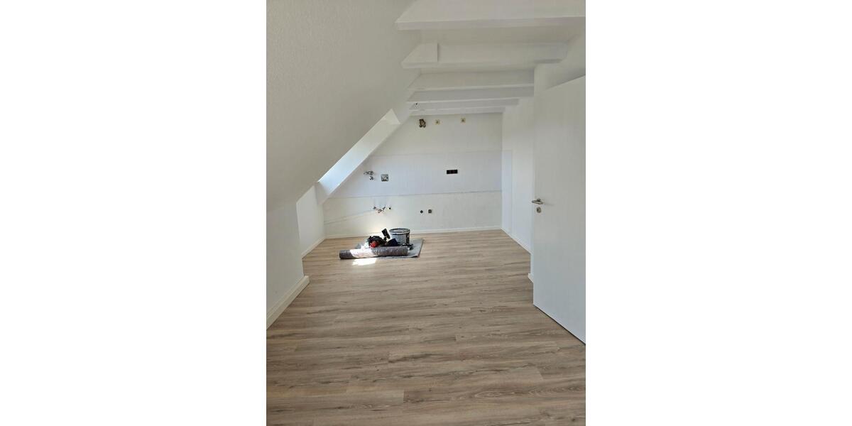 Dachgeschoßwohnung Oberhausen Alstaden - 2 Zimmer, 49 m&sup2;, 380&euro; | Angebot:26407037