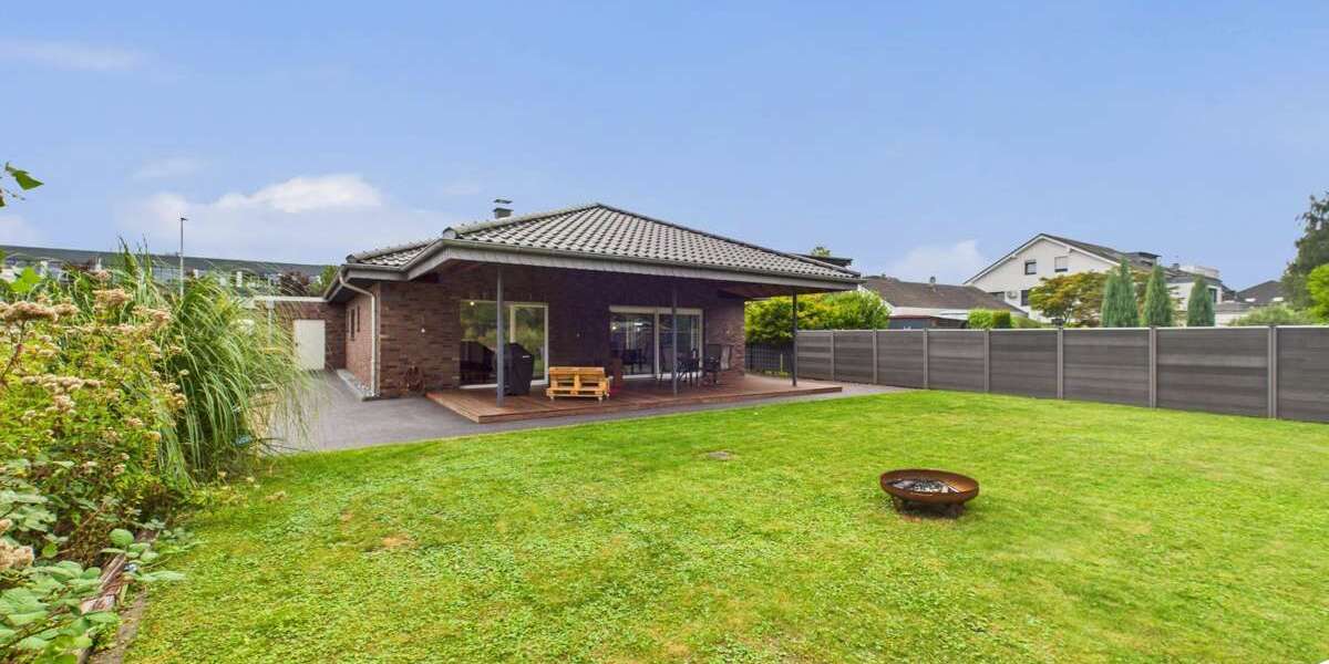 Haus zum Kaufen in Dinslaken 699.900 € 160 m² 3 zimmer