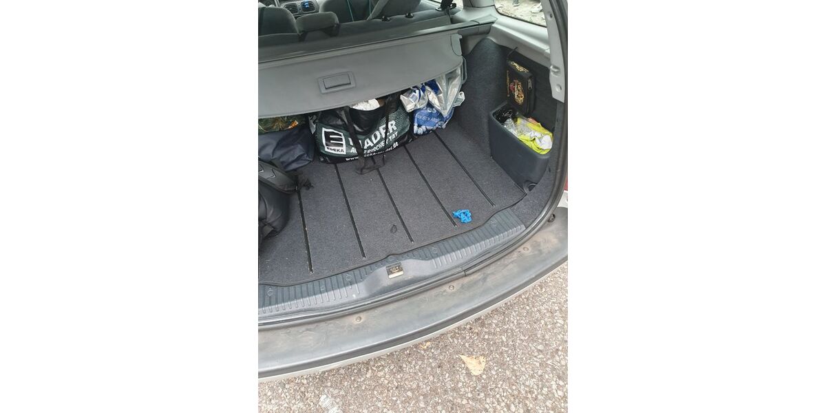 Renault Megane 125.000 km 1.950 &euro; Essen 45127