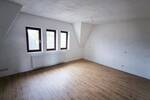 Etagenwohnung Oberhausen Schwarze Heide - 3 Zimmer, 110 m&sup2;, 880&euro; | Angebot:26878998