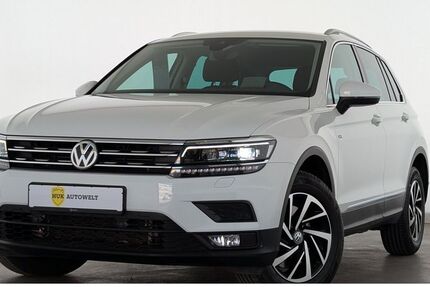 VW Tiguan 58.590 km 23.560 &euro; Düsseldorf 40599