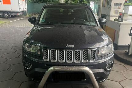 Jeep Compass 122.000 km 9.200 &euro; Duisburg 47198