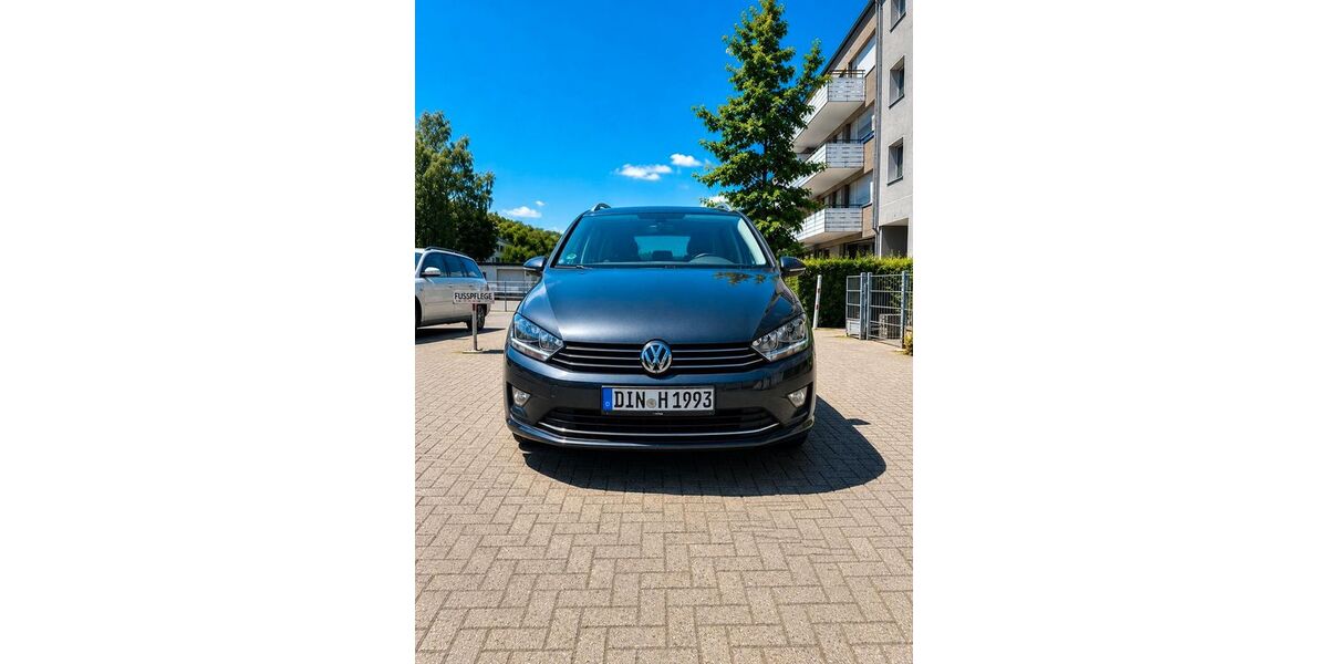 VW Golf Sportsvan 115.000 km 10.500 &euro; dinslaken 46537
